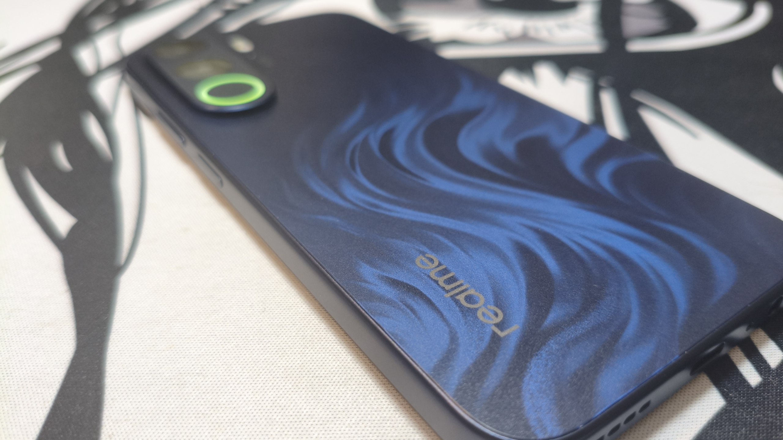RGB-подсветка Pulse Light на realme C100x